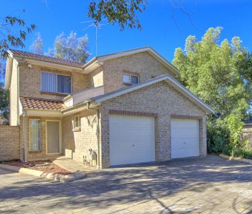 Modern Townhouse, Boutique Complex - Photo 2