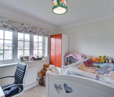 4 bedroom detached house to rent - Photo 5