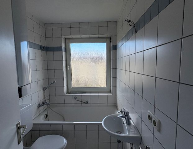 Mietwohnung in Neutraubling - 3-Zimmer-Wohnung mit Balkon sucht neue Mieter - Photo 1