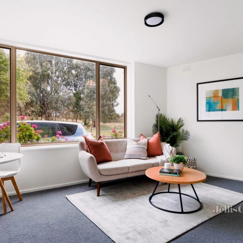 2 Bed, 1 Bath - Photo 1