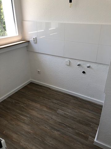 97019/93 Helle 2-Zi-Wohnung mit Balkon im Grünen (Alt-Erkrath) - Foto 5