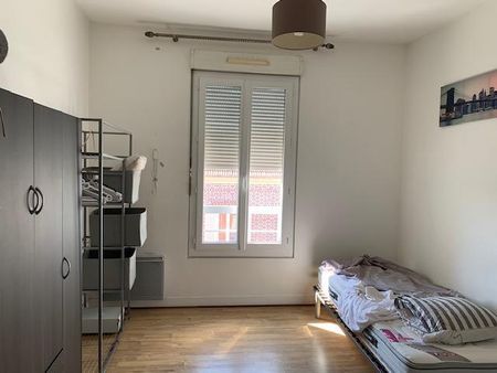NANTERRE - RUE RAYMOND BARBET : APPARTEMENT 3 pièces 56,81 M² - Photo 3