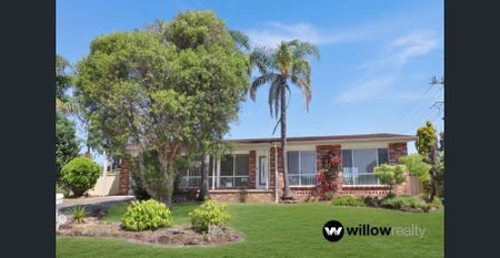 Beautifully Renovated 3 Bedroom House, 2 Bathrooms, 1 LUG - Photo 5