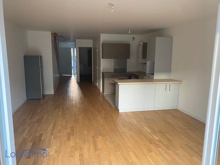 Location Maison 5 pièces 118m² ROSNY SOUS BOIS 93110 - Photo 2
