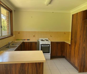 Three Bedroom Home - Photo 5