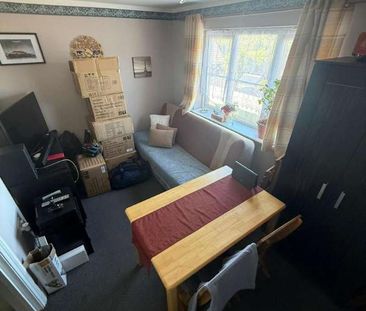 Rosemary Lane, Rosemary Lane, GU17 - Photo 4