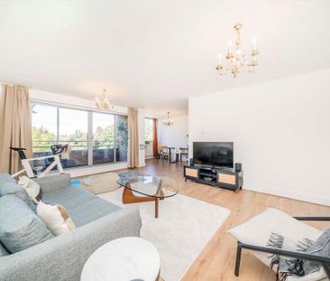 3 bedroom flat to rent - Photo 2