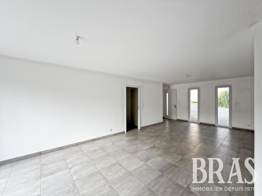 Location Maison 4 pièces 89m² INDRE 44610 - Photo 1