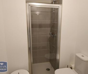 Location Appartement 2 pièces 38m² TOULON 83100 - Photo 4