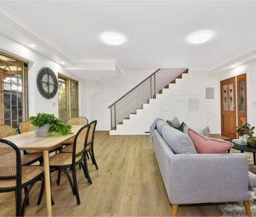 Split Level Townhouse - Photo 5