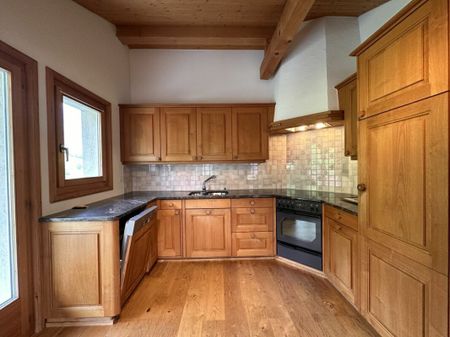 Cozy 4-room attic apartment in a 2-family house - Photo 2