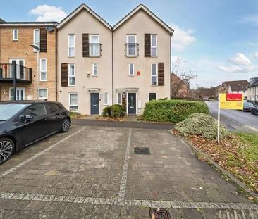 The Parks, Bracknell, RG12 - Photo 2