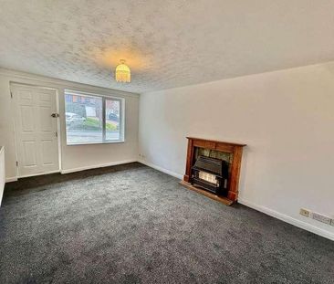 Gayfield Avenue, Brierley Hill, DY5 - Photo 1