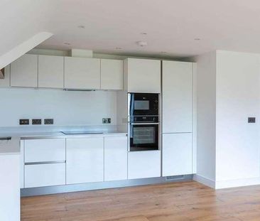 Lansdown Court, BA1 - Photo 5