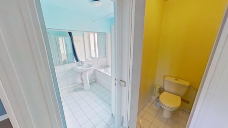 Location Maison 3 pièces 85m² - Photo 2