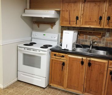 For Lease - 11 park Crescent Unit# B, New Tecumseth, Ontario - Photo 6