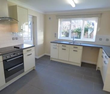 4 bedroom detached house to rent - Photo 6