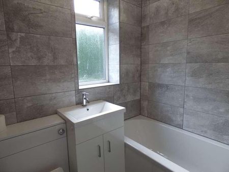 Cruttenden Road, Stockport, SK2 - Photo 5