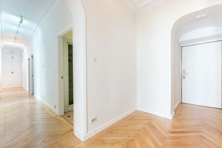 Calle del Príncipe de Vergara, Madrid, Community of Madrid 28006 - Photo 3