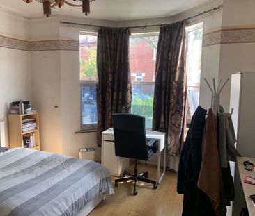 Room in a Shared House, Ravenshurst Ave, NW4 - Photo 1