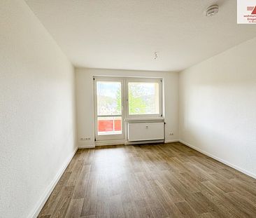Altersgerechte 3-Raum-Wohnung mit Balkon in Thum! - Foto 1