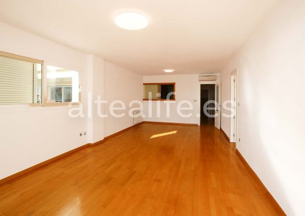 Cap-negret, Altea, Valencian Community 03590