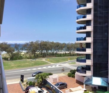 304/3458 Main Beach Parade, Surfers Paradise QLD 4217 - Photo 2