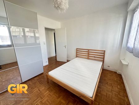Location Appartement 5 pièces 92m² RENNES 35000 - Photo 5