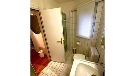 2½ Zimmer-Wohnung in Zürich - Kreis 11 Oerlikon, möbliert - Photo 4