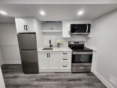 For Lease - 6409 Saratoga Way Unit# Lower, Mississauga, Ontario - Photo 3