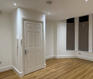 Studio Flat, Stapleton Road, BS5 - Photo 3