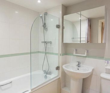 1 bedroom flat to rent - Photo 6