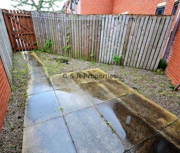 3 bedroom terraced house to rent - Photo 3