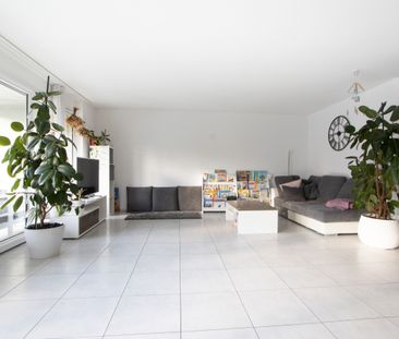 Grand appartement de 4,5 pièces à louer - Photo 2