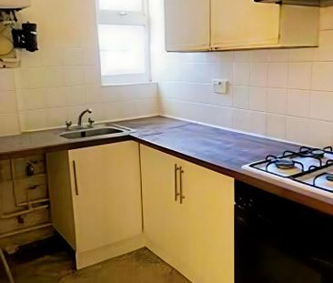 1 bedroom semi-detached house to rent - Photo 4