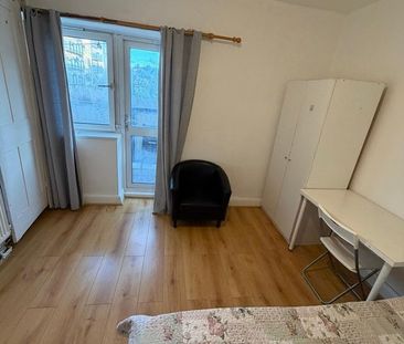 Room in a Shared Flat, Colebert Avenue, E1 - Photo 3