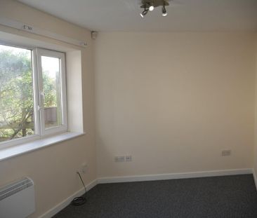 2 bedroom bungalow to rent - Photo 4
