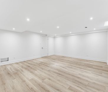 For Lease - 3115 New Street Unit# 7, Burlington, Ontario - Photo 2