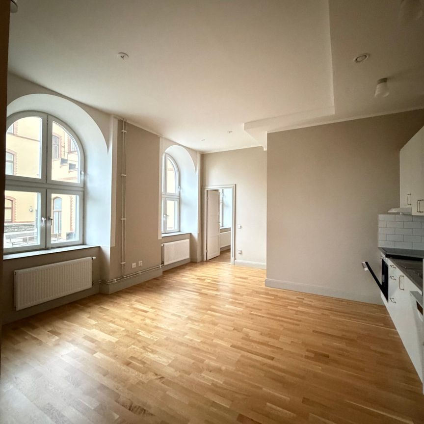 City - Trädgårdsgatan 33C - Photo 1