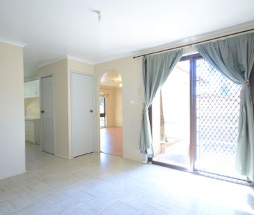 Immaculately Presented 3 Bedroom Villa - Photo 2