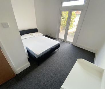 1 bedroom semi-detached house to rent - Photo 5