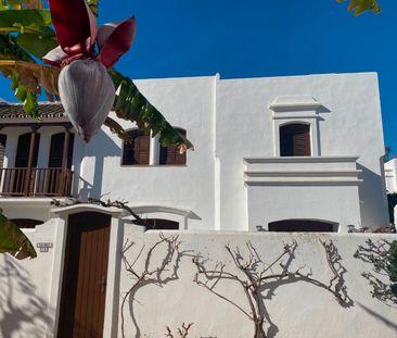 Casa adosada de alquiler en Calle Alberto, 29, Villacana - Costalit... - Photo 5