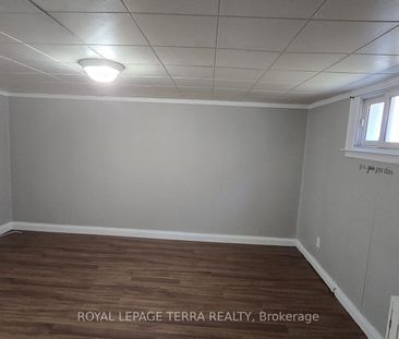 For Lease - 779 Whitman Crescent, Oshawa, Ontario - Photo 5