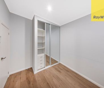 Spacious Family Home with Separate 2-Bedroom Granny Flat - Ideal fo... - Photo 3