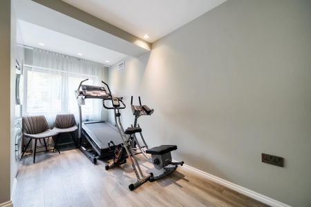 4 bedroom end of terrace house to rent - Photo 5