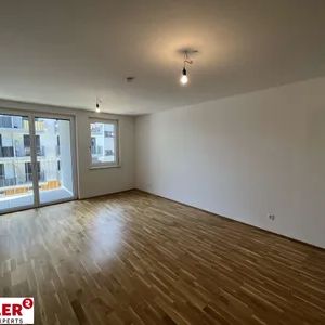 Moderne und geräumige 2-Zimmer-Wohnung mit Balkon - Foto 1