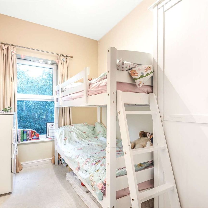 A stylish town house set in a convenient location for Tunbridge Wells town centre - Photo 1