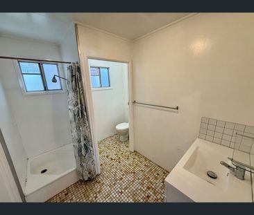 4/25 Burleigh Street, Burleigh Heads, Qld 4220 - Photo 4