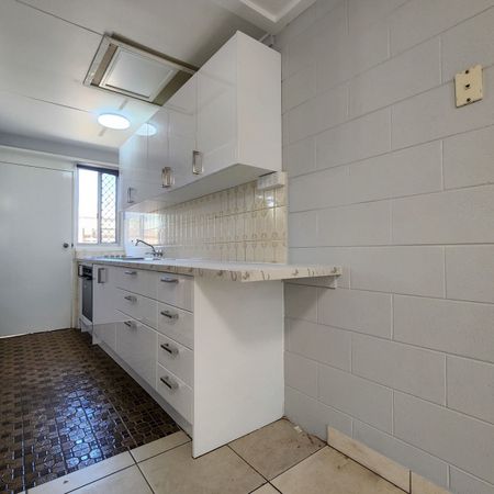 Newly Renovated Bedsitter – Perfect for Simple Living! - Photo 3