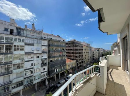 LISBOA, Lisbon - Photo 4